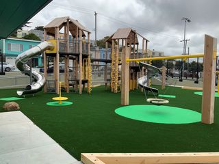 Parque Infantil Merced Heights
