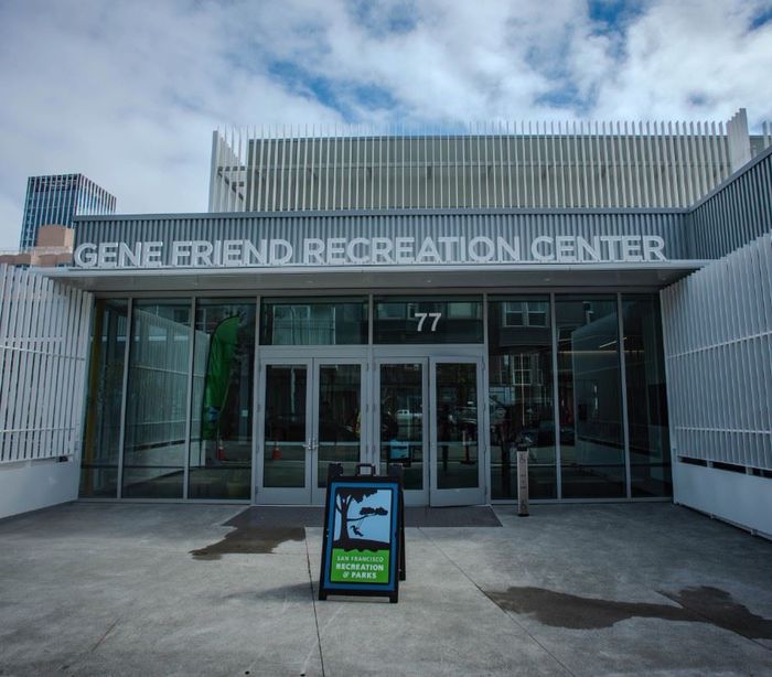 Bienvenidos al nuevo Centro Recreativo Gene Friend (entrada por 77 Harriet)
