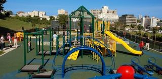 Alta Plaza Dog Play Areas